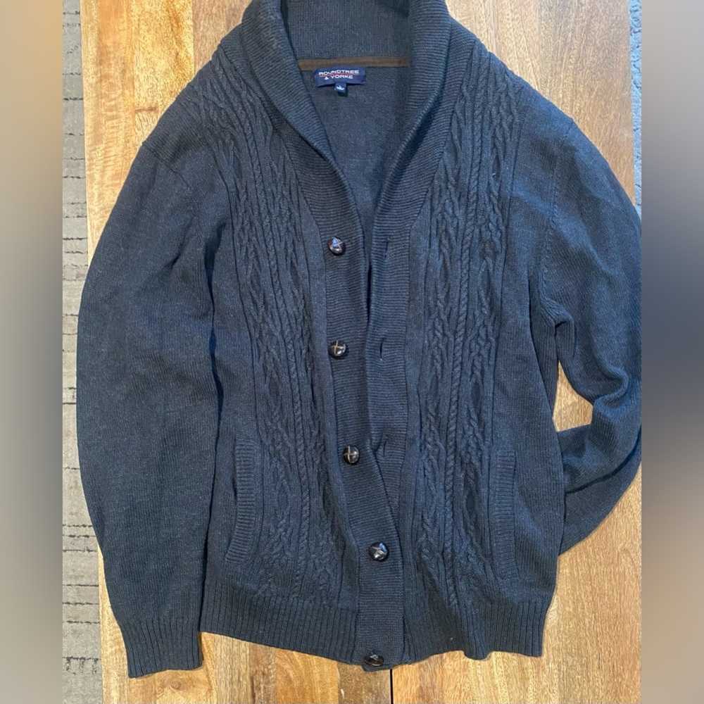 Men’s Gray Sweater